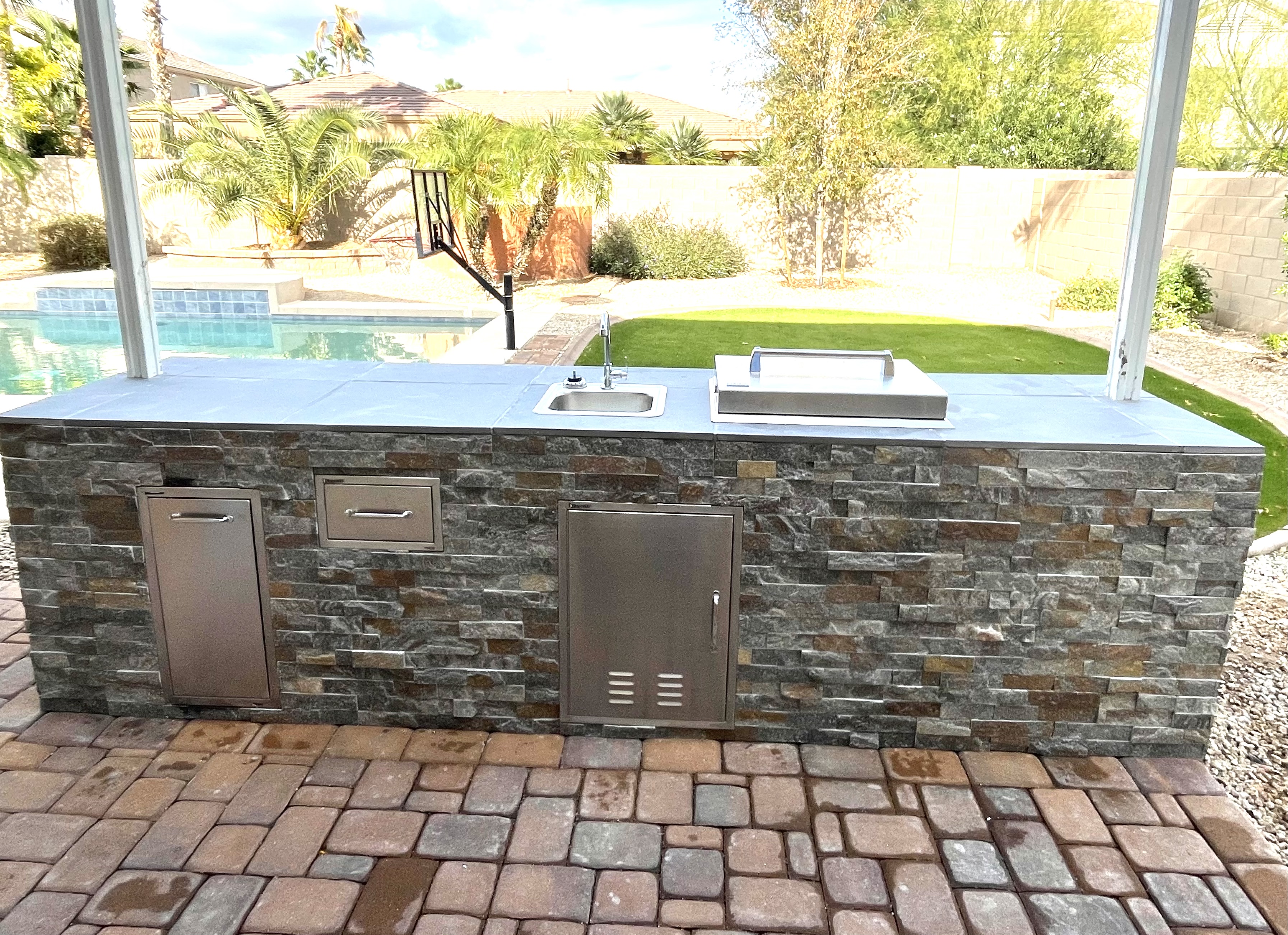Outdoor Kitchen 2